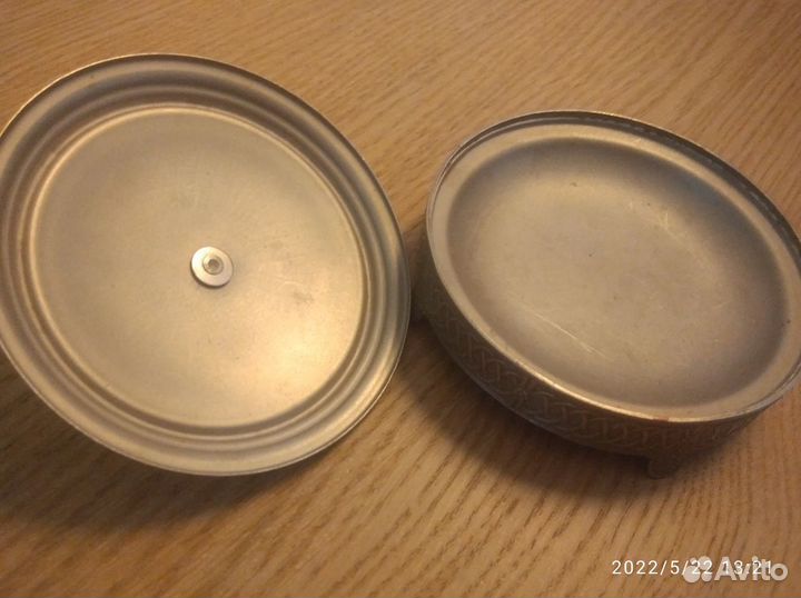 Шкатулка/пудреница