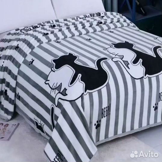 Женские вещи и обувь