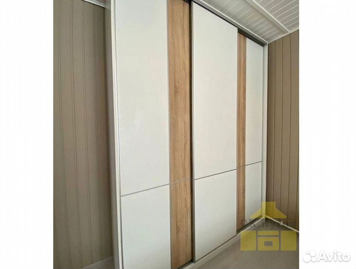 Шкаф в детскую