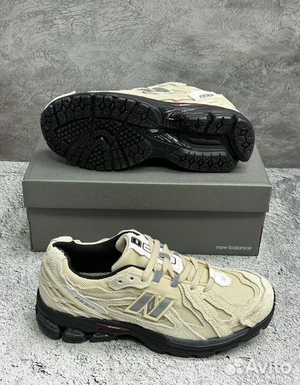 Кроссовки New Balance 1906D Protection Pack Cream