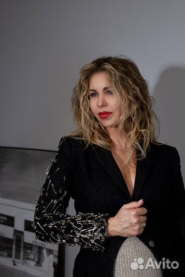 Пошив пиджаков, деловых костюмов и платьев