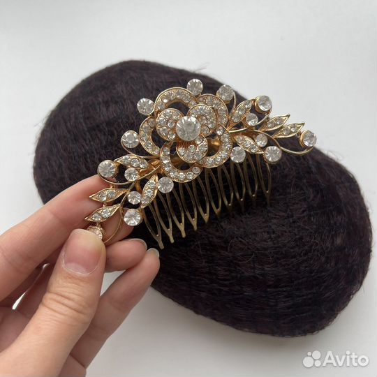 Свадебная заколка и валик накладной