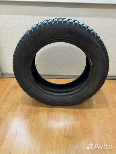 Pirelli Formula Ice 225/60 R17 99T