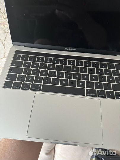 Macbook PRO 13 Retina Touch Bar i7 3.3ghz/16gb