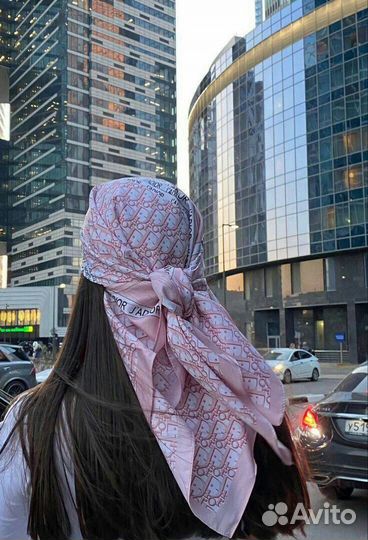 Платок christian dior