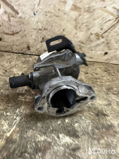 Вакуумный насос Renault Megan K9K