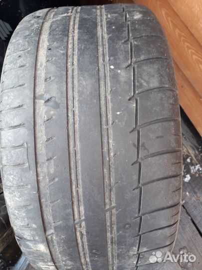 Triangle Sportex TSH11 235/40 R18 и 265/35 R18 95