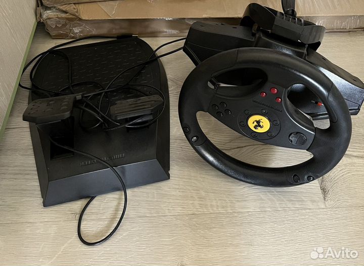 Игровой руль hrustmaster Ferrari GT Experience