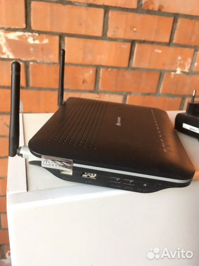 Роутер Huawei