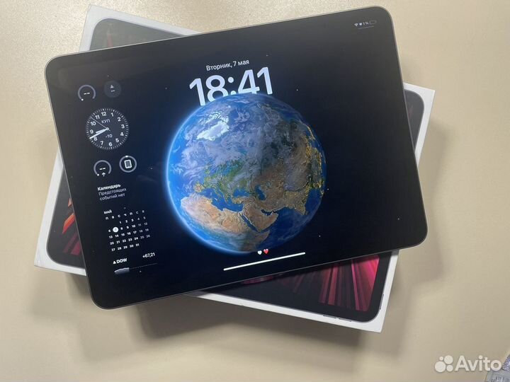 iPad pro 11 2021 m1 128gb с чехлом клавиатурой