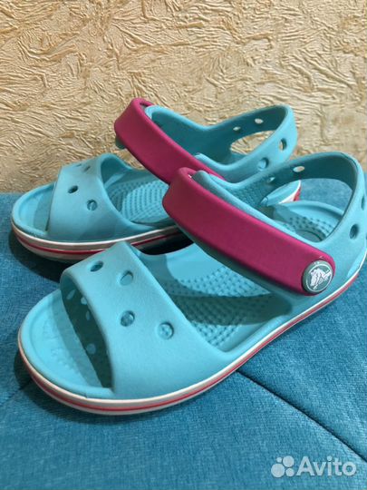 Сандали Crocs