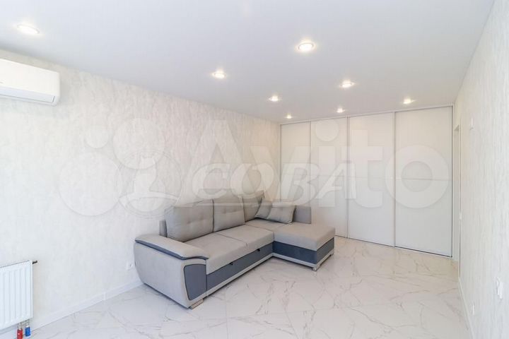 Квартира-студия, 30,8 м², 13/20 эт.