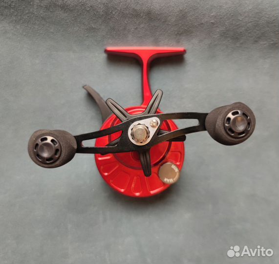 Катушка зимняя мультипликаторная Team Dubna