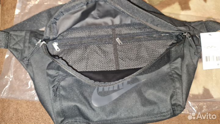 Поясная сумка nike tech hip pack