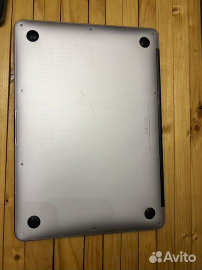 Apple MacBook Air 13 A1466