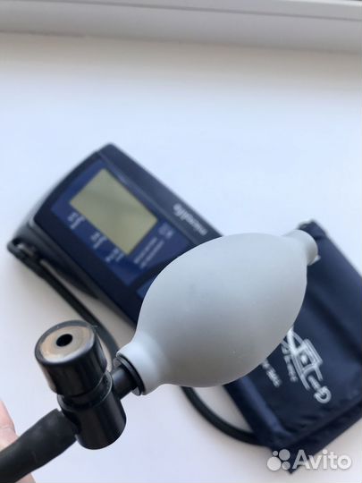 Тонометр электронный Mikrolife BP 3BT0-H