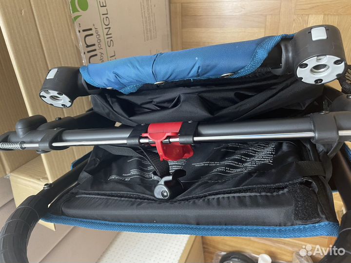 Прогулочная коляска baby jogger city mini