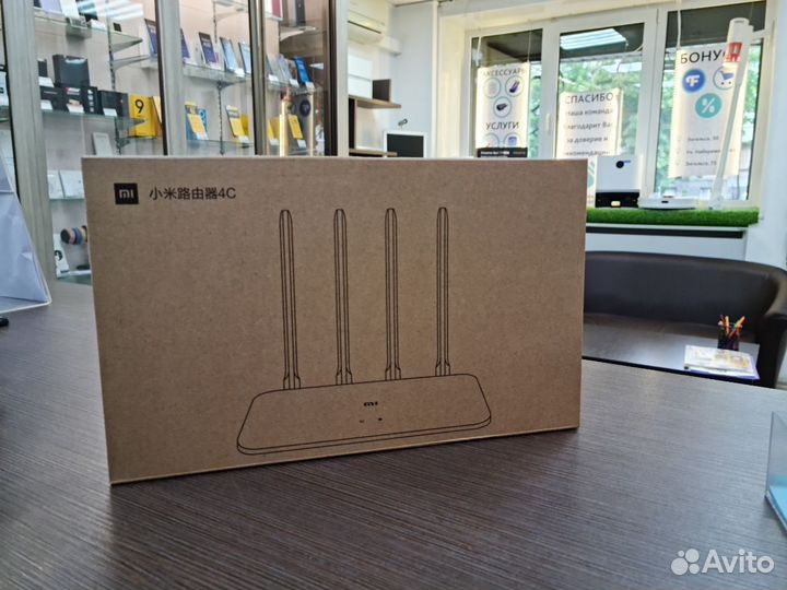 Wi-Fi роутер Xiaomi Mi Wi-Fi Router 4C