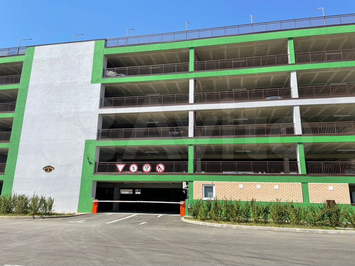 Машиноместо, 14 м²