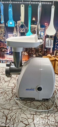 Мясорубка электрическая