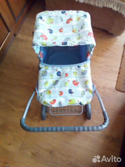 Новая коляска для кукол