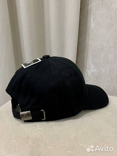 Кепка adidas для унисекс