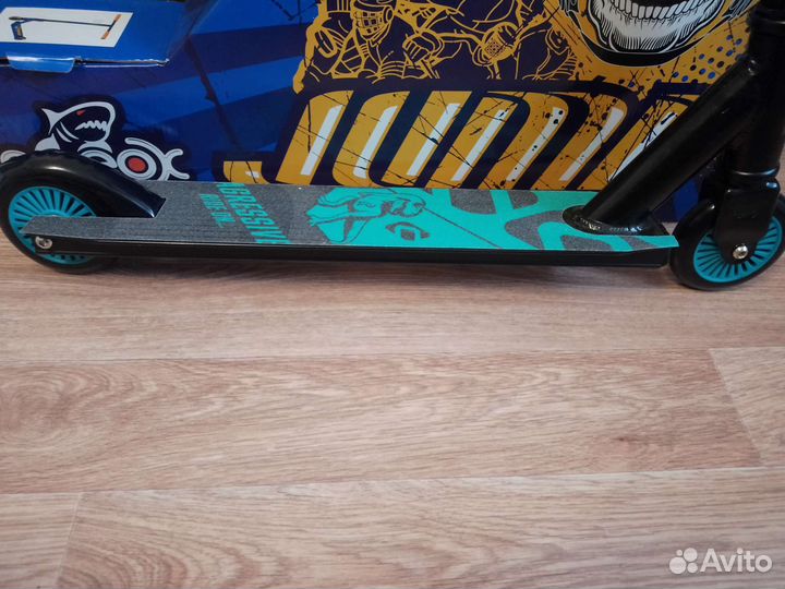 Самокат трюковой