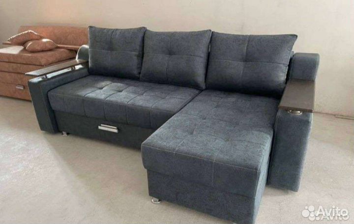 Диван угловой