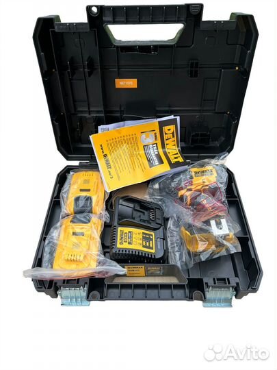 Шуруповёрт DeWalt DCD800H2T