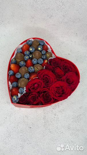 Клубника в шоколаде букеты