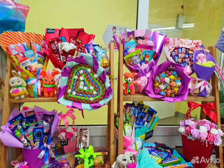 Сладкие букеты и др. Подарки в наличии