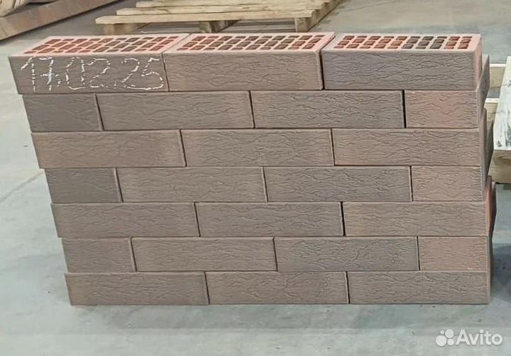 Продать кирпич