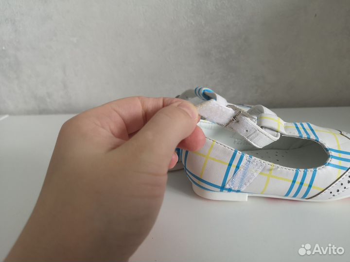 Туфли для малышки новые