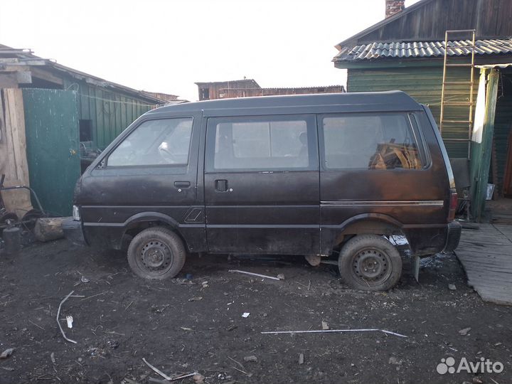 Nissan Vanette 2.0 МТ, 1990, 256 000 км
