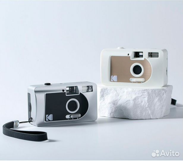 Компактный фотоаппарат Kodak S88 Motorized Film Camera White