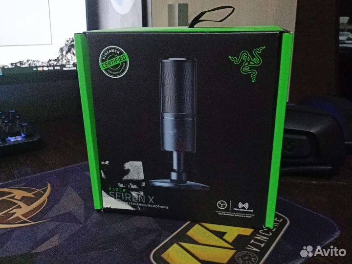 Микрофон Razer seiren 8