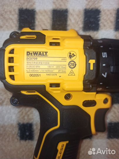 Ударная дрель шуруповерт Dewalt DCD709N(Оригинал)