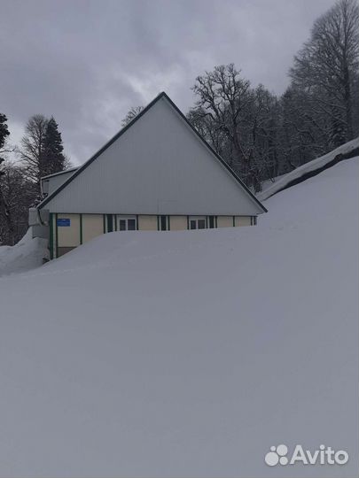 Сотрудник на туристический приют