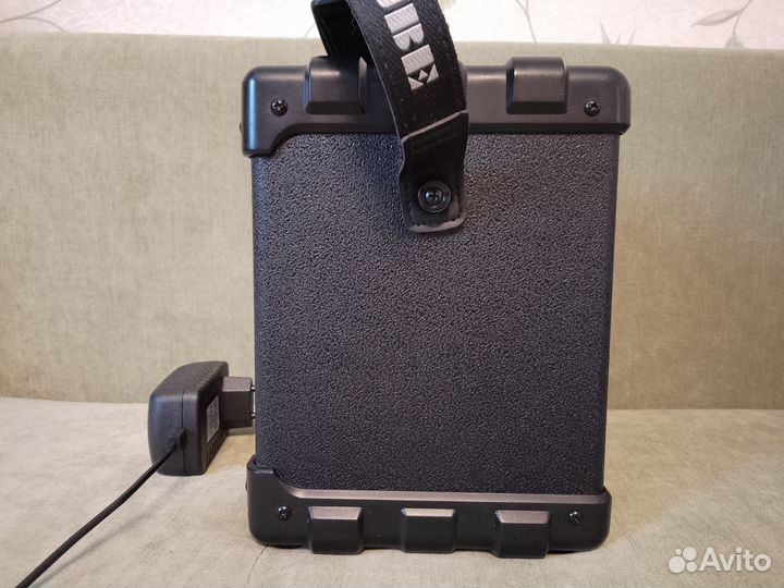 Комбоусилитель Roland micro cube