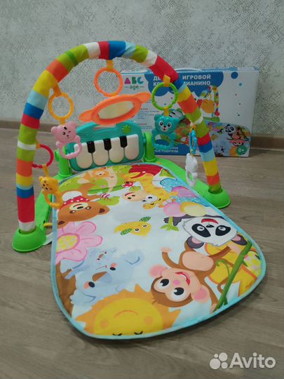 Развивающий коврик для малышей