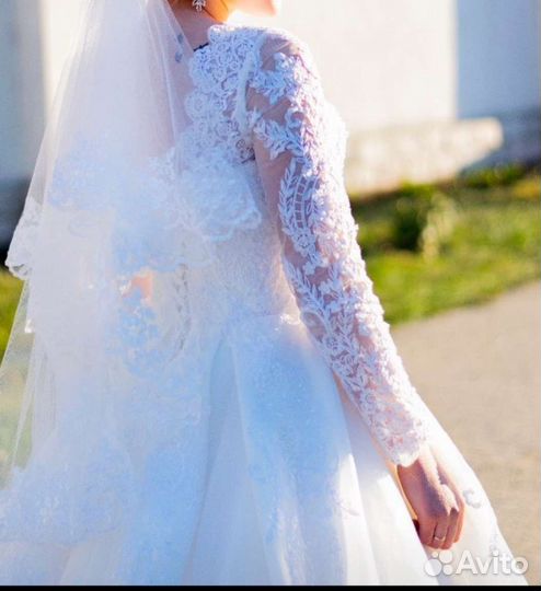 Свадебное платье