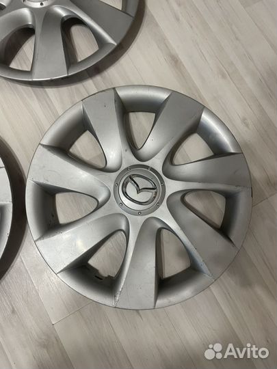 Оригинальные колпаки на Mazda R15