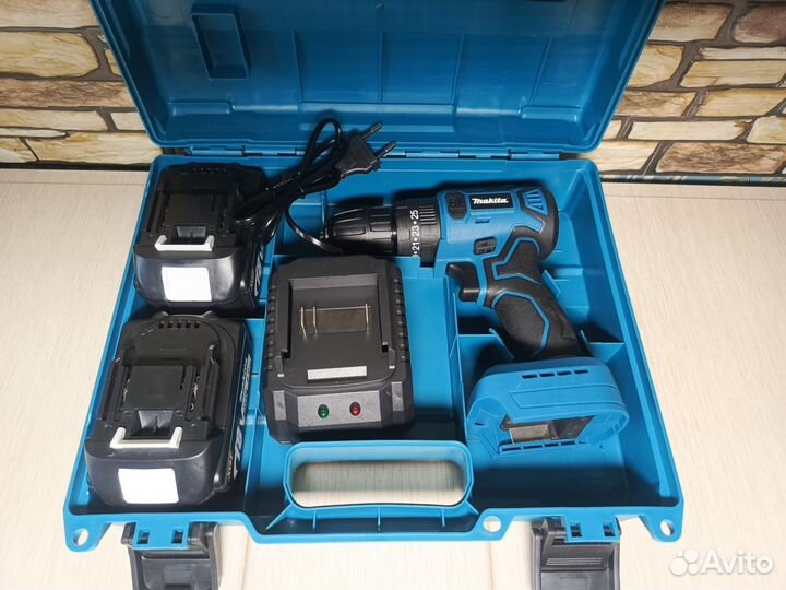 Шуруповерт Makita 18V беcщёточный + 2 АКБ