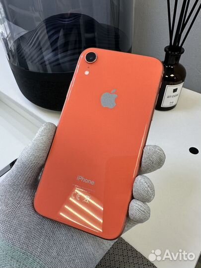 iPhone Xr, 64 ГБ