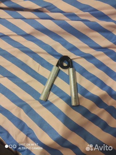 Эспандер кистевой 150lb