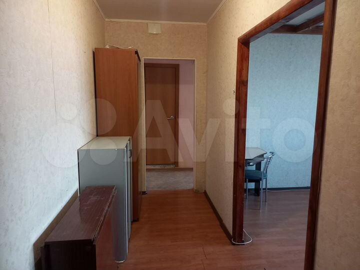 2-к. квартира, 57 м², 8/10 эт.