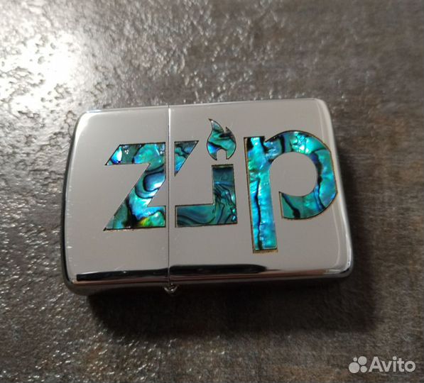 Бензиновая зажигалка Zippo armor с логотипом