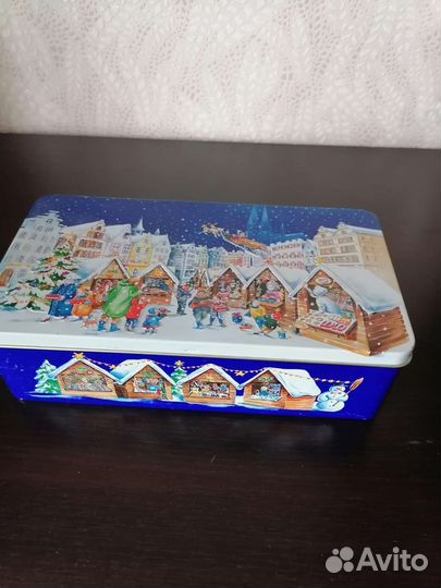 Подарочная новогодняя коробка