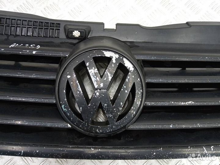 Решетка радиатора Volkswagen Passat B5 рест. 2003