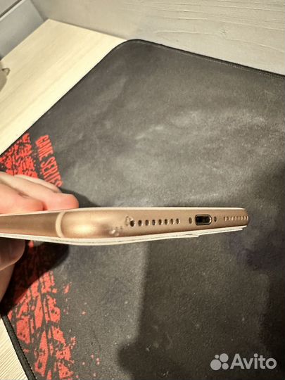 Телефон iPhone 8 plus 64gb